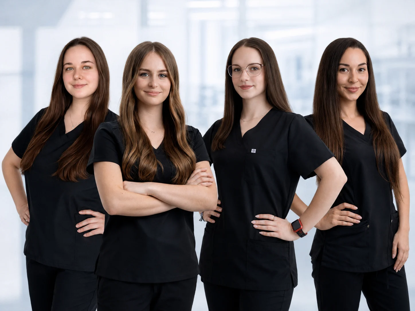 Zespół czterech higienistek Kliniki To Smile